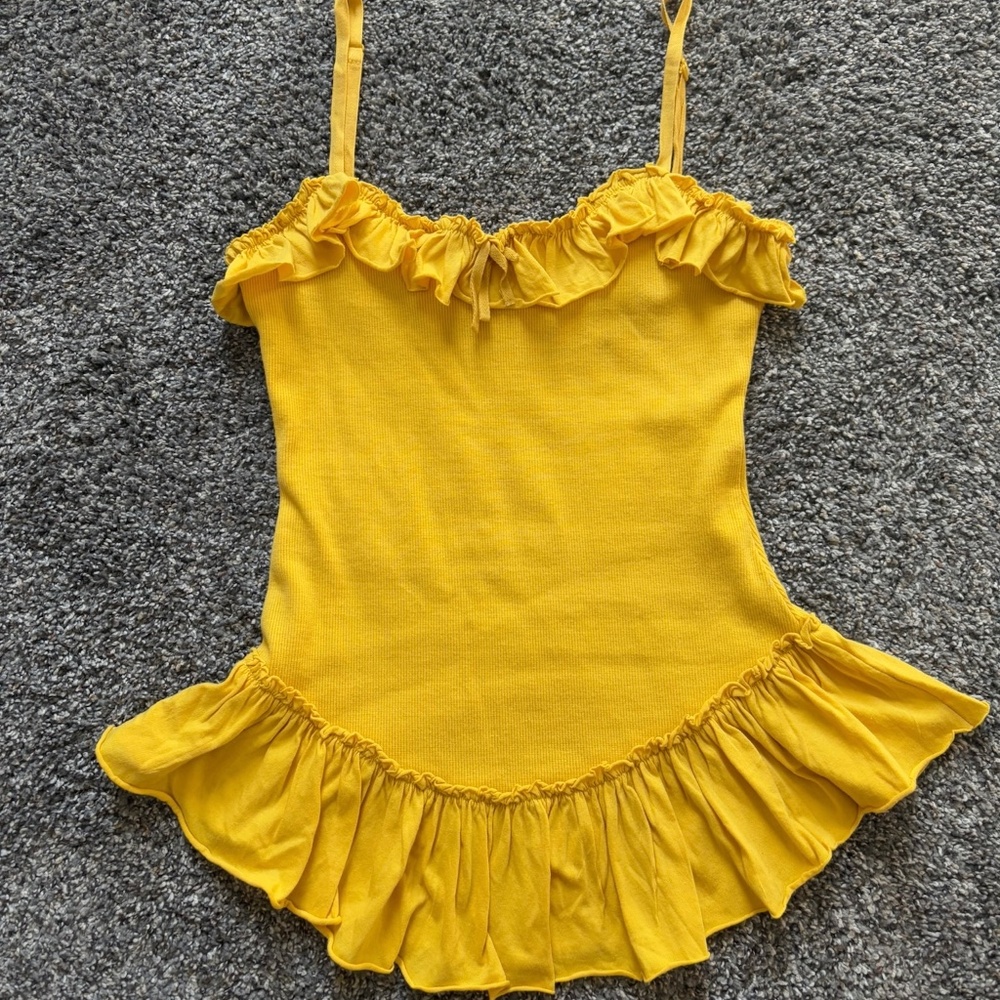 Betsey Johnson- 2000s Ruffle Tank